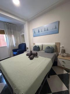 CALU Homes cerca de estación de tren - 8