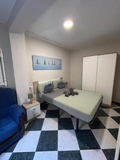 CALU Homes cerca de estación de tren - 7