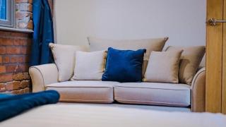 Stylish Apartment for 8 Guests - 4