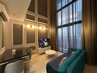 Spacious Duplex, Netflix and Various Facilities Pool KL view at i-City Shah Alam - Shah Alam - 0