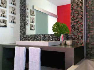 Privileged house with fantastic surroundings - Caniço - 1