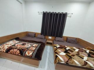 Ladli palace guest house - - 8
