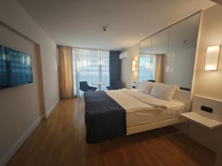 Top Floor Open View Orbi Studio - 7