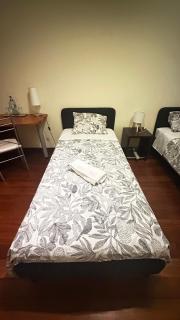 Quarto Duplo Parque Tejo, com WC - Bobadela - 8
