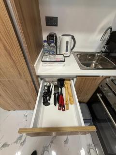 1BR Maryah Vista near Galleria, AD Mall & ADGM by Central Stay - 6