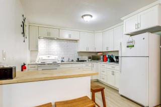 10 Mi to Hartford Family Home with Yard - Manchester - 5
