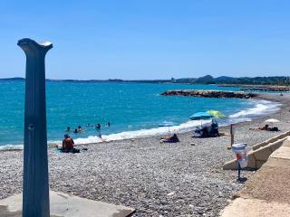 2 room flat with sea view, private parking, swimming pool, and AC - Cagnes-sur-Mer - 9