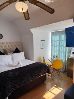 CR BnB GUEST HOUSE - Johannesburg - 1