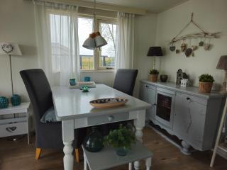 Liefdevol chalet aan het meer - Suameer - 5