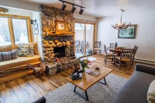 RMR: Cedars 1412 Condo in The AspensWilson WY - 9