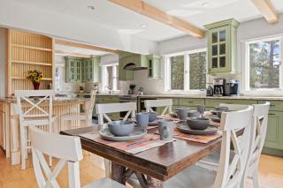 RMR: Bridger Chalet House in Teton Village - 8