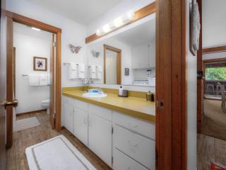 RMR: Hawthorne 222 Condo in The AspensWilsonWY - 2