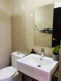 Walking Distance Condo Across Naia T3 Airport - 1