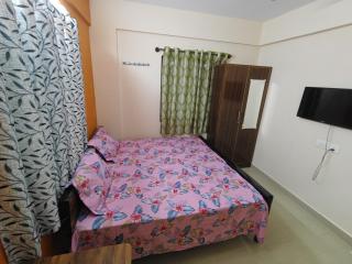 Studio rooms with attached washroom - Bangalore - 4