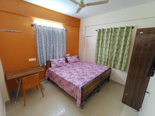 Studio rooms with attached washroom - Bangalore - 2