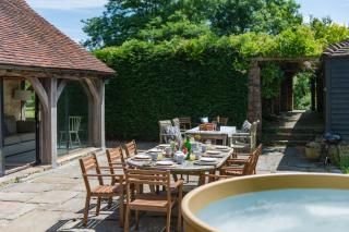 Masketts Barn by Bloom Stays - Nutley - 5