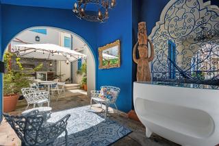 City-View Private Balcony Studio with Hot Tub MM5 - San Juan - 2