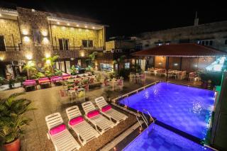 The Bhagwat Grand at shastri circle Udaipur with swimming pool - Udaipur - 9