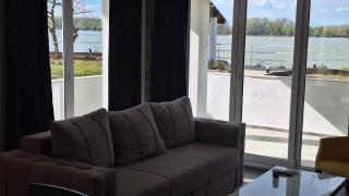 Sunset Danube House - 8