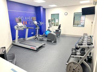 Holiday Inn Express and suites - Latham - 3