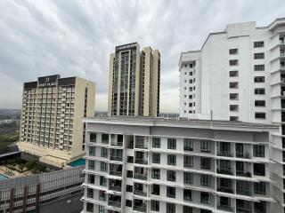Paradigm Platino Marvel 3BR 10PAX - Johor Bahru - 9