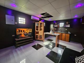 The Studio of Praise - - 9