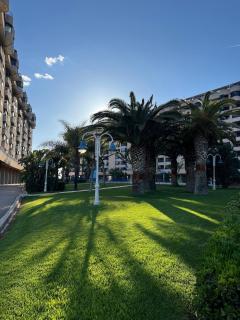 Beachfront Family Appartment with Pool - Valencia - 8