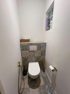 АFter BООKlNG rеquеst sсаn q,r-СОDE to СОNFlRM your rеquеst OR read INF0RMATI0N in dеsсripti0n ---Large chic and cozy apartment in center - Nice - 5