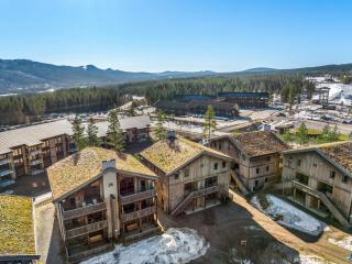 Modern mountain lodge in the heart of the slopes - Trysil - 8