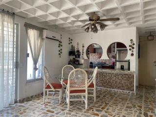 Departamento sobre Costera, 1min La Quebrada, 3m playas y yates - 3