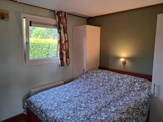 Chalet Paradys met Sauna op Park De Friese Wadden Tzummarum, buitenzwembad aanwezig - Tzummarum - 3