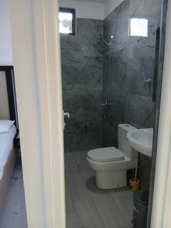 Villa Allkushi - Saranda - 8