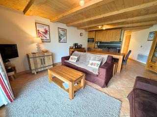 Bel Appartement 6 Pers. Ski aux Pieds, 1ère Ét. Terrasse 83m², Parking, Wifi, St Martin de Belleville - FR-1-452-194 - 0