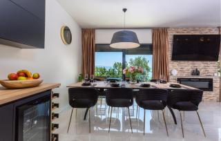 Beautiful Home In Opric With Wifi - 4