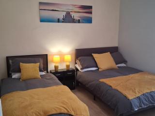 Very Cosy Spacious Property - Atherton - 7