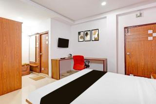 Super Townhouse Seethammadhara Junction Formerly Vijaya Residency - Visakhapatnam - 1