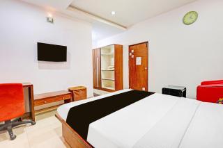 Super Townhouse Seethammadhara Junction Formerly Vijaya Residency - Visakhapatnam - 3