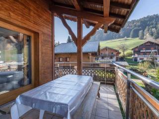 3 pièces à Morzine, centre, proche pistes, 3*, WiFi, balcon, parking, jacuzzi, animaux OK, 6 pers - FR-1-754-37 - Morzine - 3