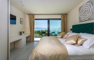Beautiful Home In Opric With Wifi - 3