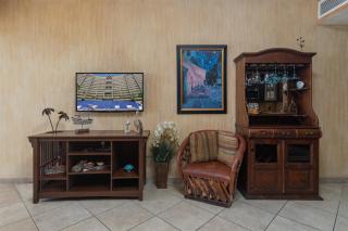 Sandy Feet Retreat Premium Oceanfront Condo - 4