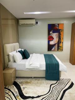 Nse luxury apartments two bedroom apartment, with swimming pool, elevator, ps5, citiy view - Lekki - 6