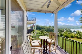 Sunshine Shack - La Follette - 9