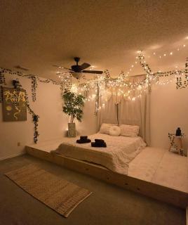 Boho Home Near Lackland + SeaWorld + Kids Room - 7