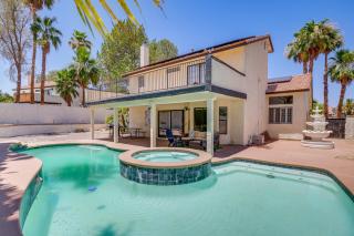 6 Mi to Las Vegas Strip Home with Pool and Patio! - Las Vegas - 0