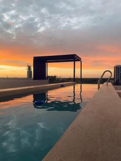 Private pool, gym and panoramic rooftop by LAHOS - Mérida - 0