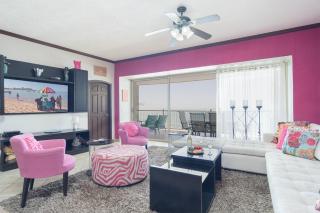 Family Tides Retreat Adorable Spacious Oceanfront Condo - 5