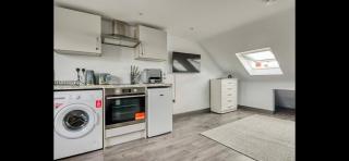 The Little Oaks House - 1