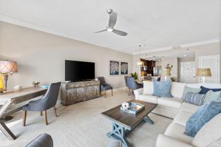 Luna Sea, Beach Manor Stunning Views, Pools, Hot Tub, Steps to Beach - 8