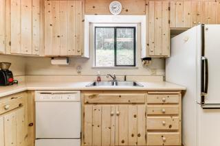 6 Mi to Downieville Downhill Cabin with Mtn Views - Sierra City - 2