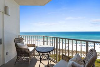 Beach Manor 809~Refined Coastal Escape~Gulf-Front Views~King Suite~Gorgeous! - 9